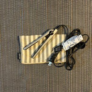 Portable - tiny hair iron